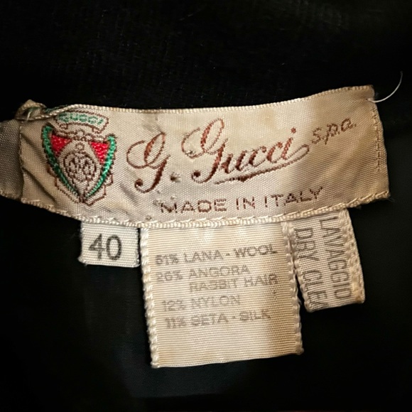 *SOLD* Gucci Vintage 1970’s Wool Blend Button Neck Back Pleated Hem Dress 40 - Picture 2 of 16